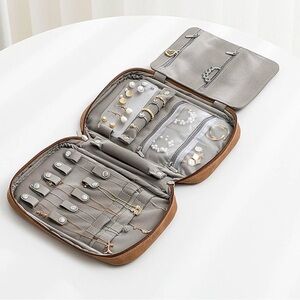 Travel Jewelry Organizer Portable Jewelry Storage Case for Earrings Rings